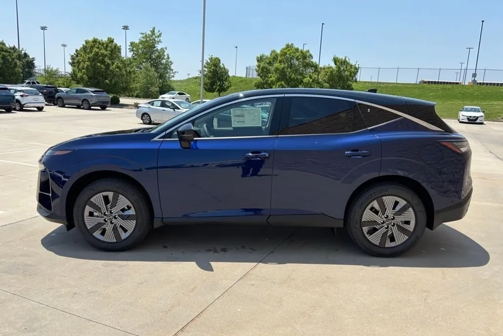 2025 Nissan Murano SL photo 1