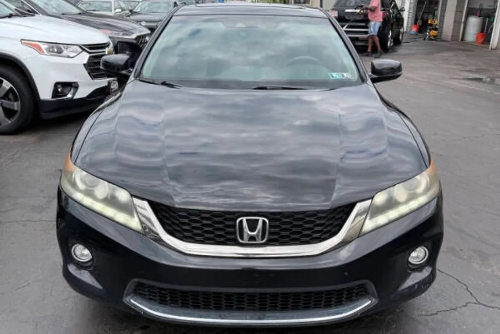 2013 Honda Accord EX-L V6 photo 1