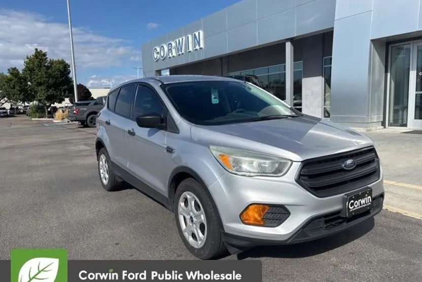 2017 Ford Escape S photo 1