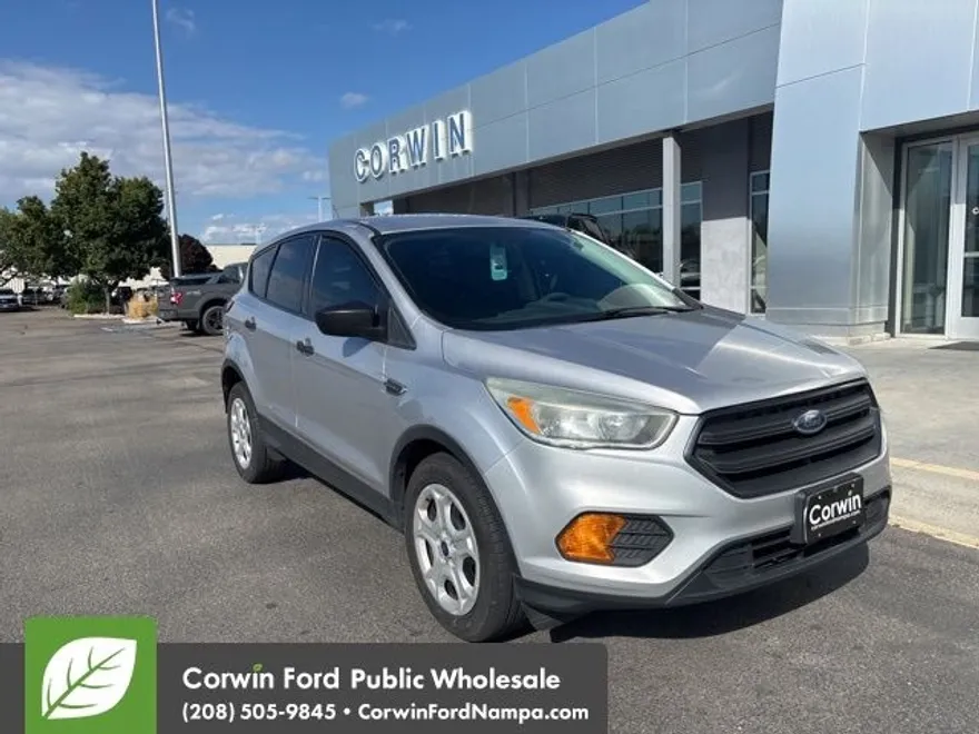 2017 Ford Escape S photo 1
