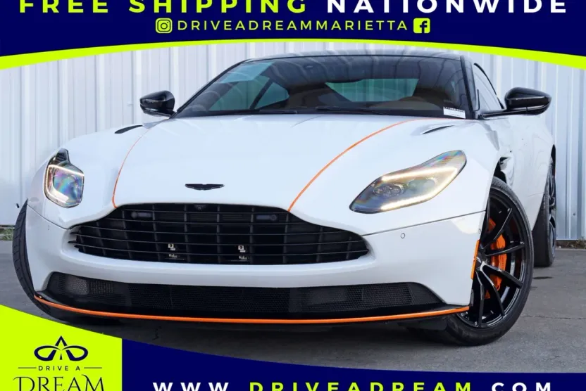 2022 Aston Martin DB11 photo 1