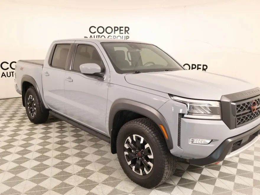 2024 Nissan Frontier PRO-4X photo 1