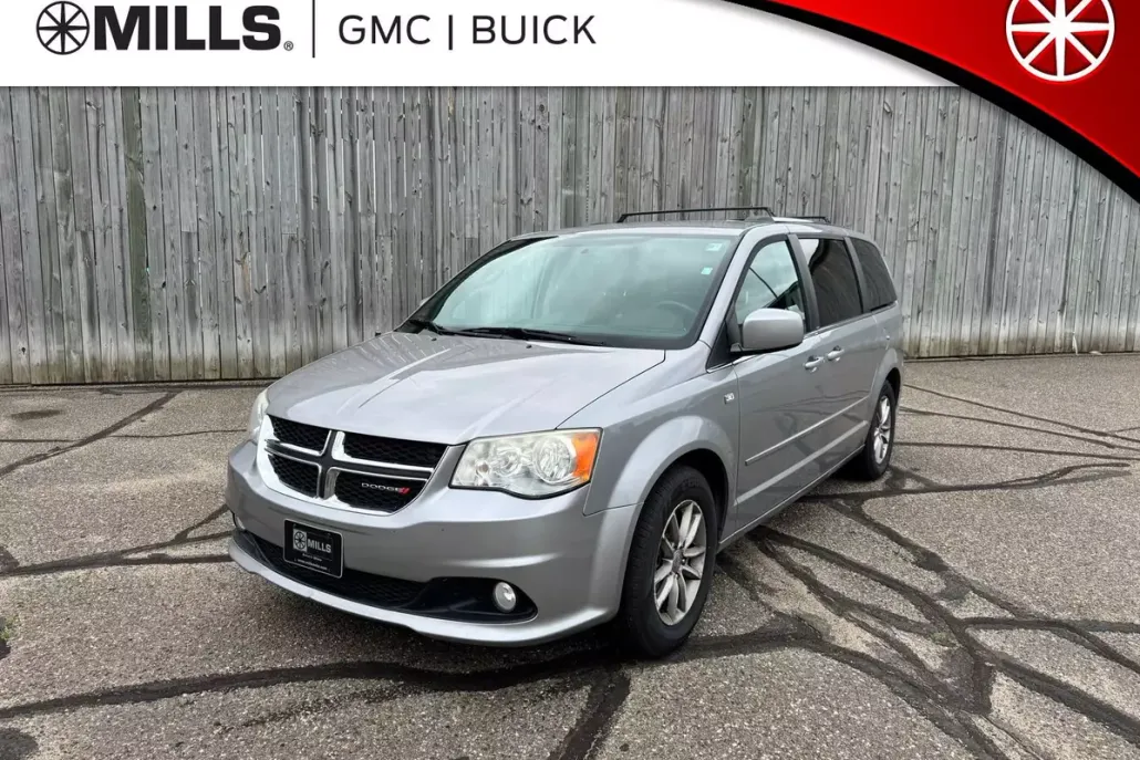 2014 Dodge Grand Caravan SXT photo 1