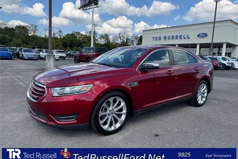 2018 Ford Taurus Limited photo 1