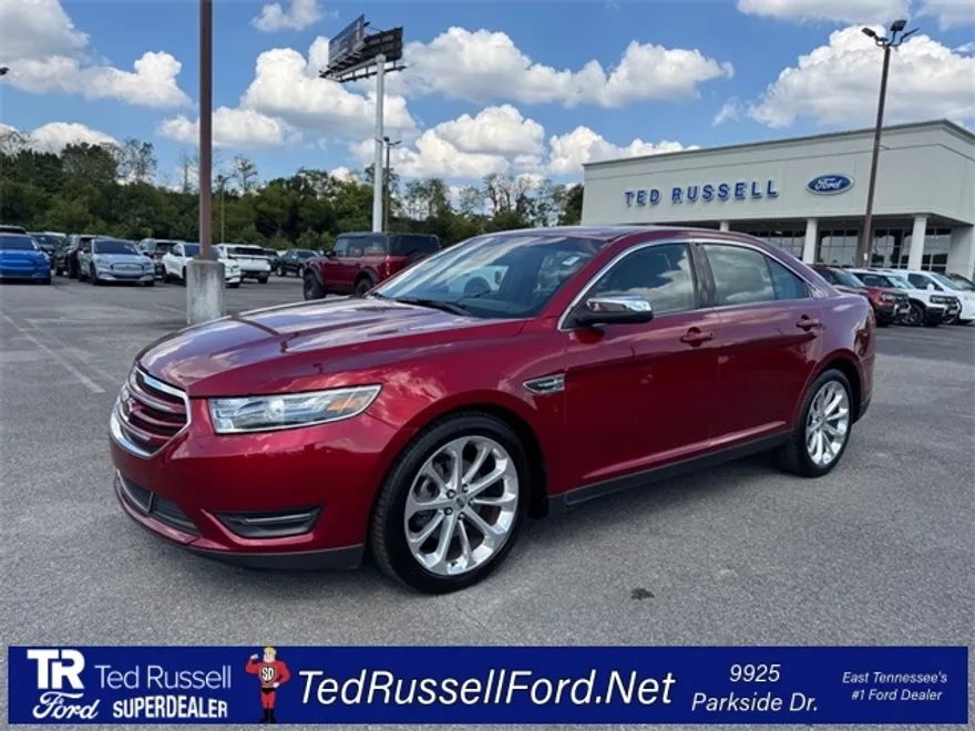 2018 Ford Taurus Limited photo 1