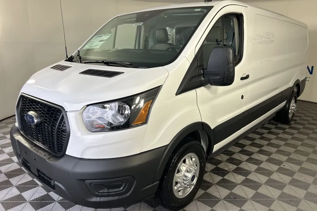 2025 Ford Transit Cargo Van photo 1