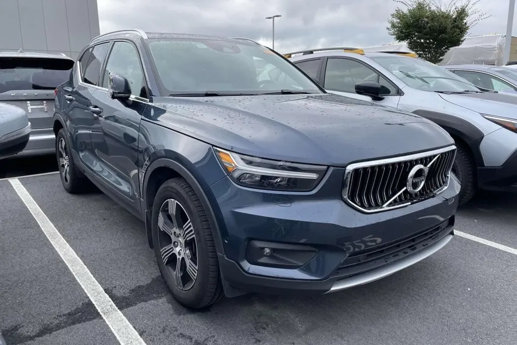 2019 Volvo XC40 T5 Inscription photo 1