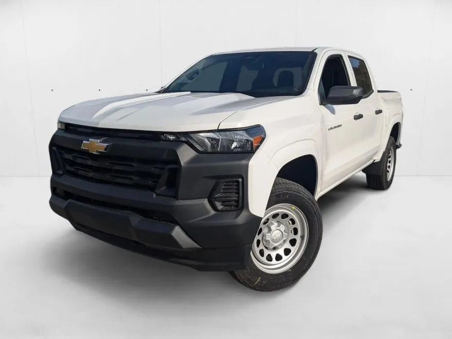 2025 Chevrolet Colorado LT photo 1