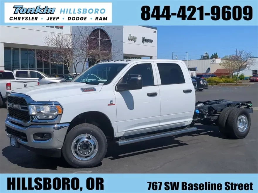 2024 Ram 3500 Tradesman photo 1