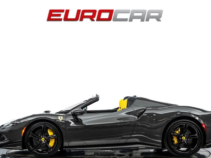 2024 Ferrari 296 GTS photo 1