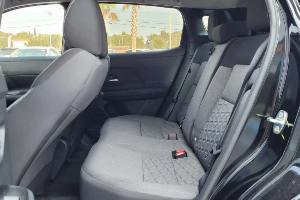 2026 Nissan Kicks SV photo 1