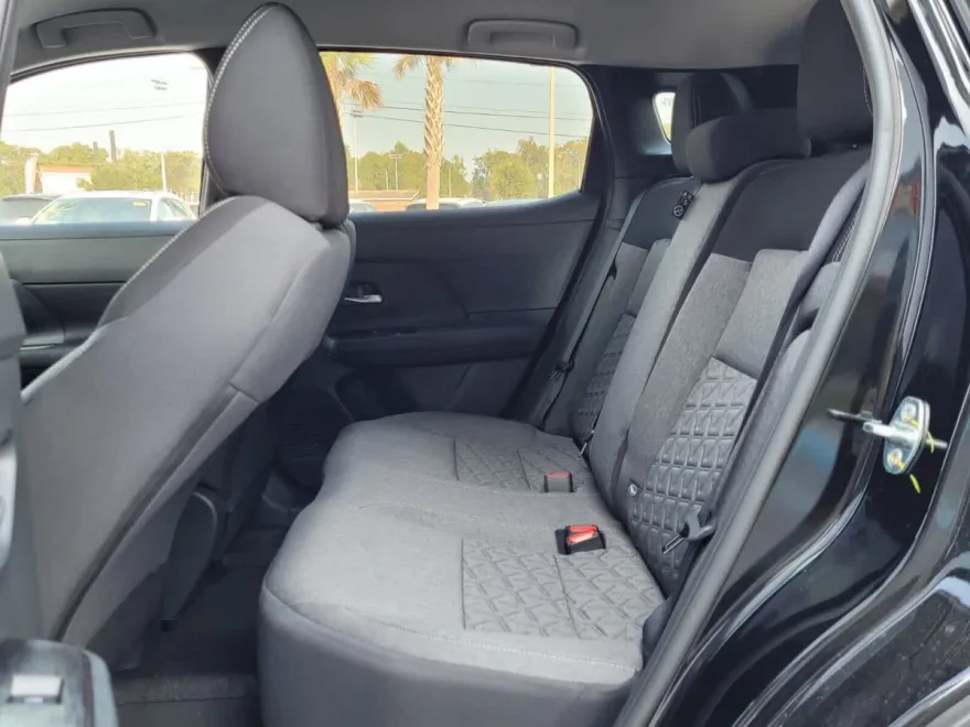 2026 Nissan Kicks SV photo 1