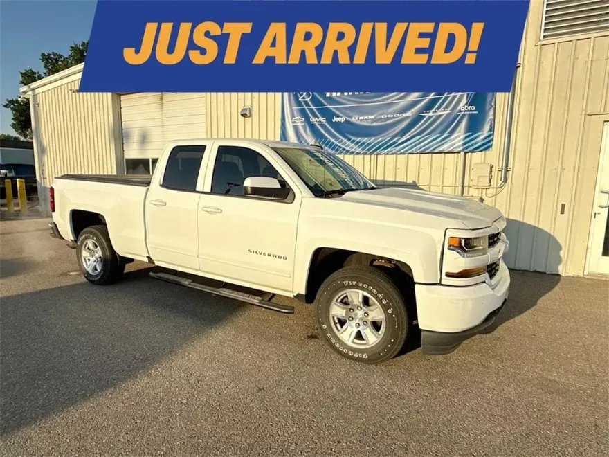 2018 Chevrolet Silverado 1500 LT1 photo 1