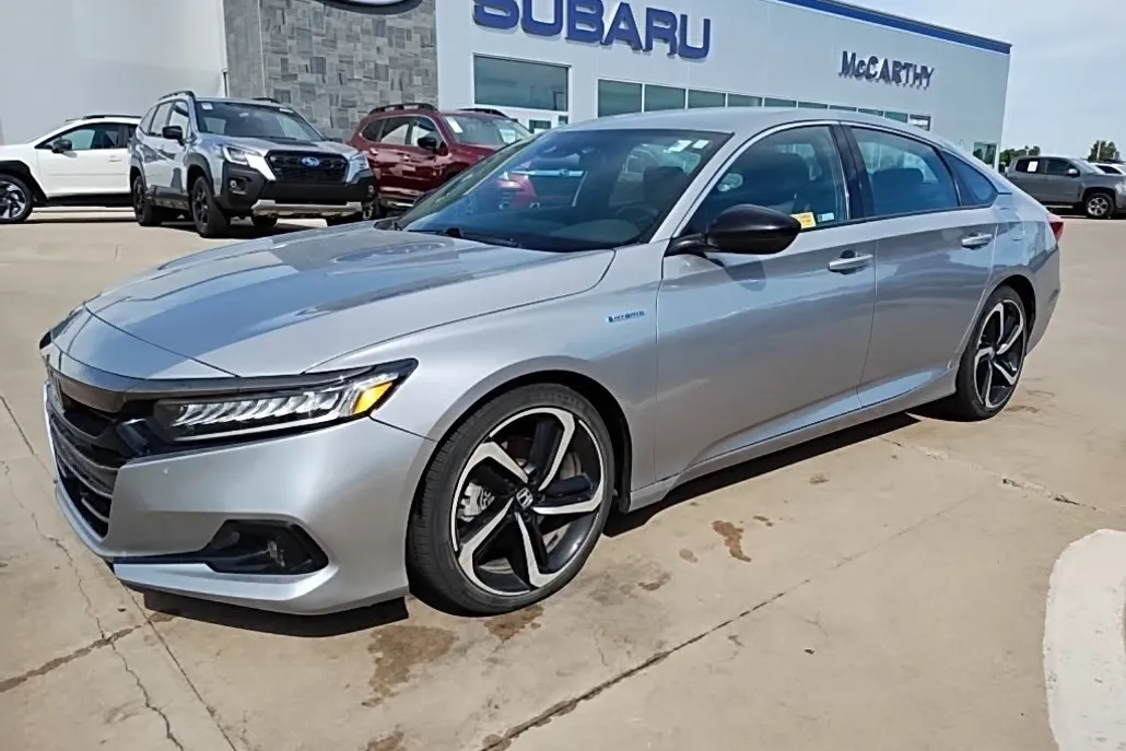 2022 Honda Accord Hybrid Sport photo 1