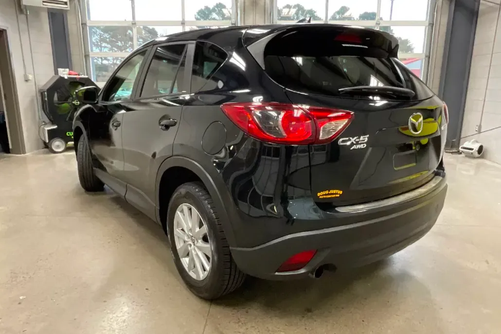 2016 Mazda CX-5 Touring photo 1