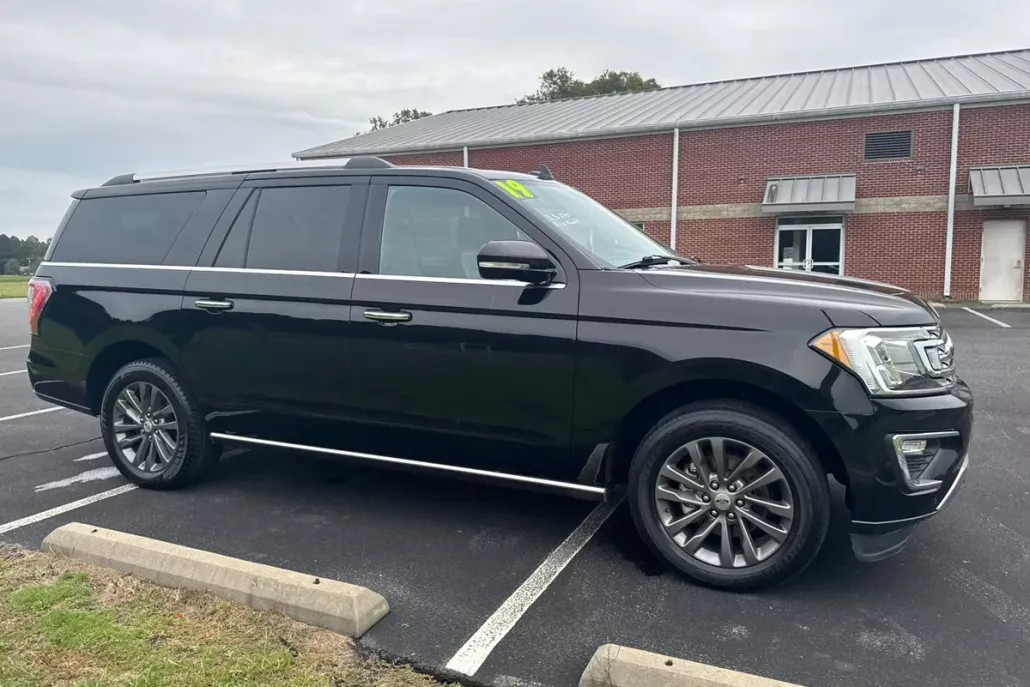 2019 Ford Expedition MAX Limited photo 1