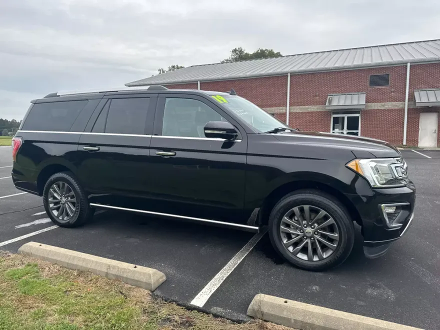 2019 Ford Expedition MAX Limited photo 1