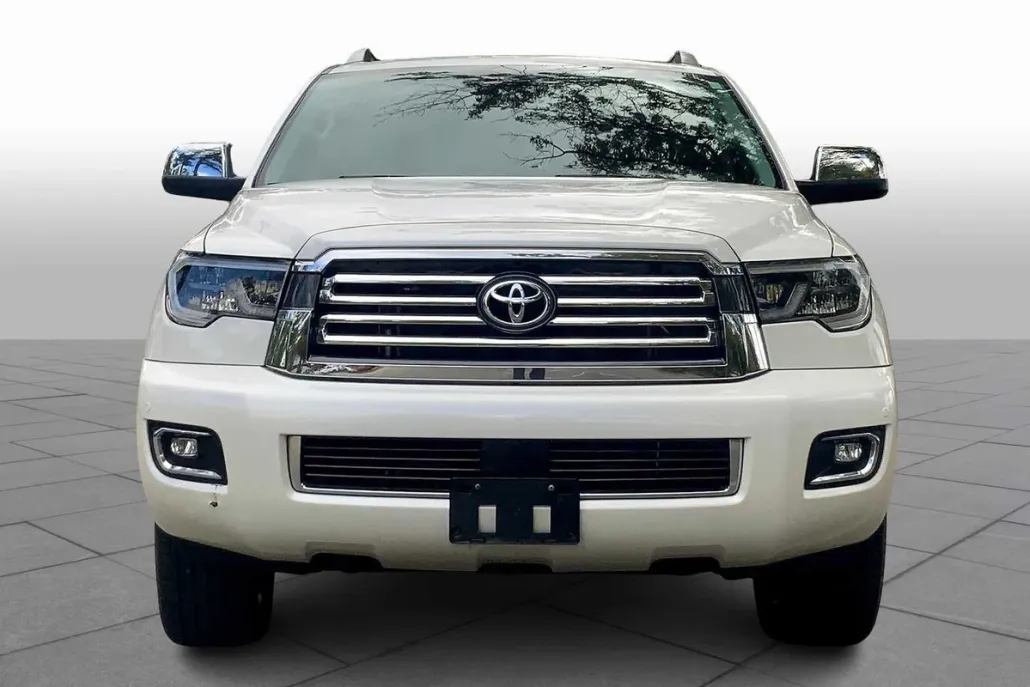 2020 Toyota Sequoia Platinum photo 1