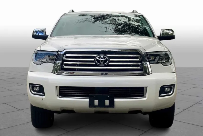 2020 Toyota Sequoia Platinum photo 1