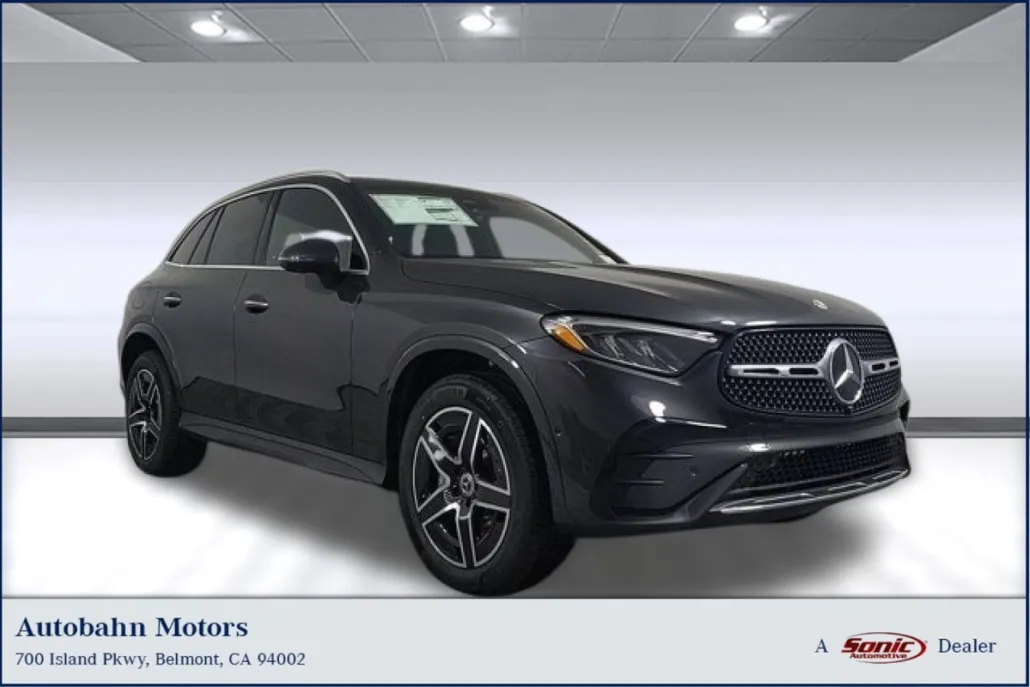2025 Mercedes Benz GLC 300 4MATIC photo 1