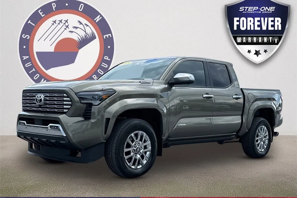 2025 Toyota Tacoma Limited photo 1