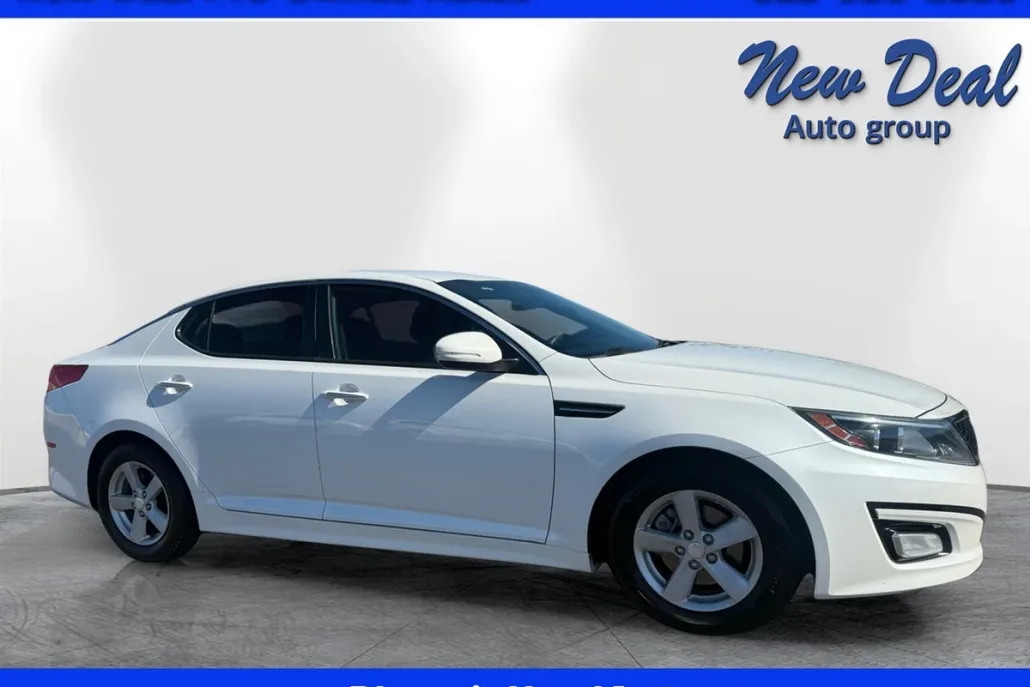 2015 Kia Optima LX photo 1