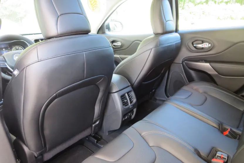 2022 Jeep Cherokee Limited photo 1
