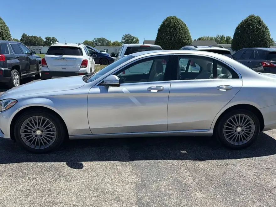 2015 Mercedes Benz C 300 4MATIC Sedan photo 1