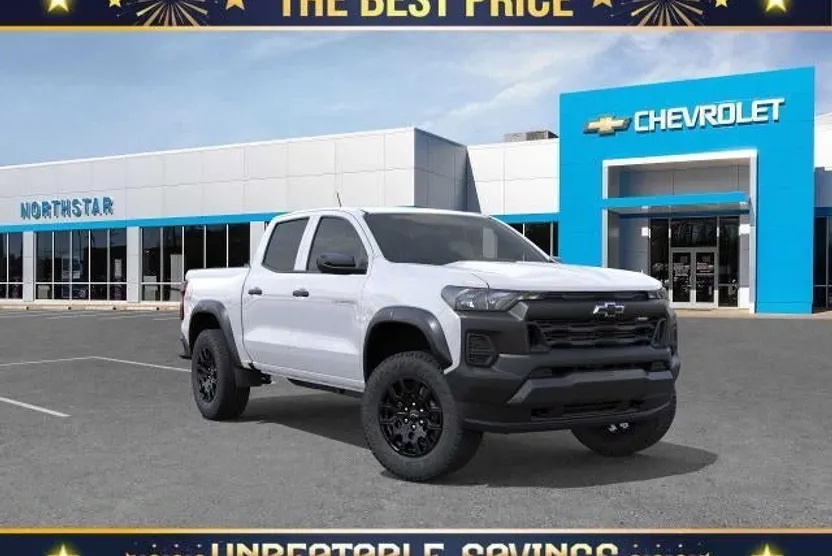 2026 Chevrolet Colorado Trail Boss photo 1