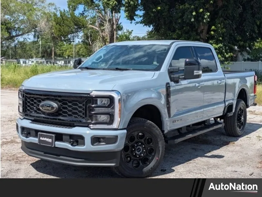 2026 Ford F-250 Lariat photo 1