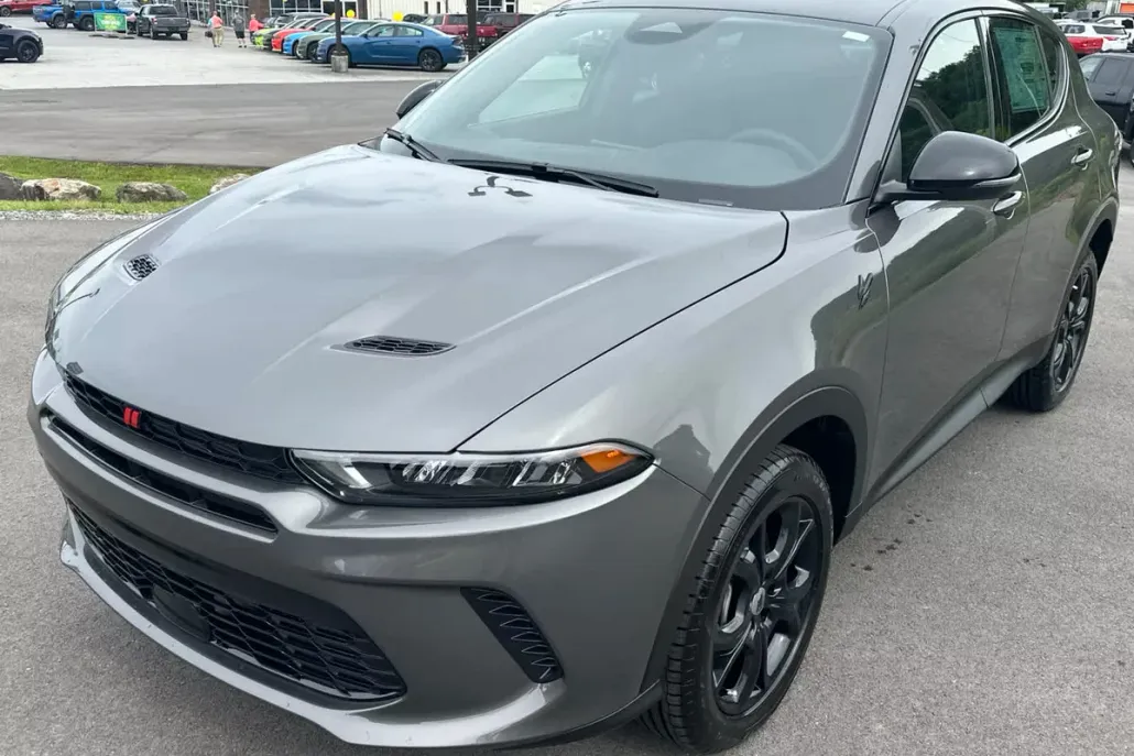 2024 Dodge Hornet GT photo 1