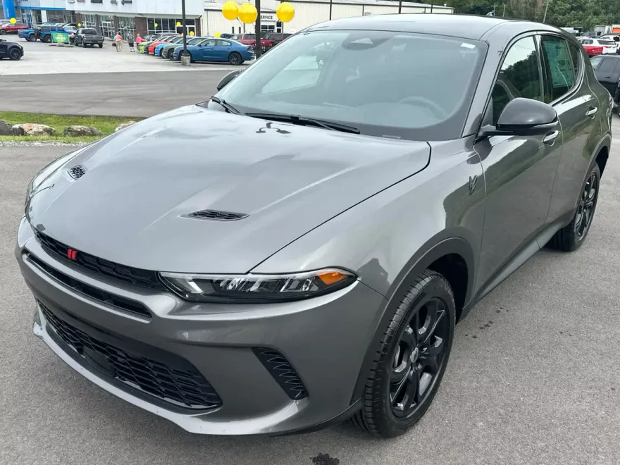 2024 Dodge Hornet GT photo 1