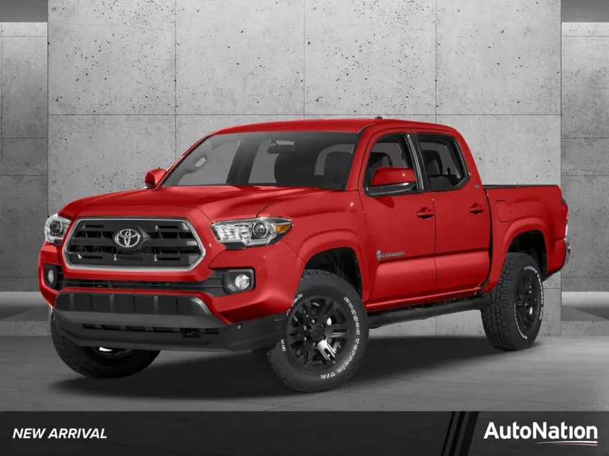 2017 Toyota Tacoma SR5 photo 1