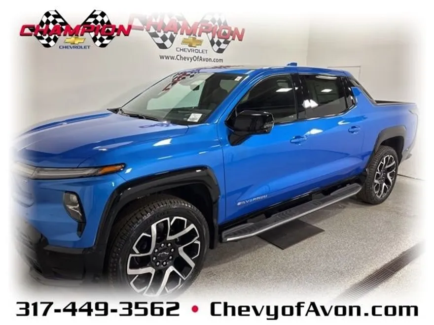 2025 Chevrolet Silverado EV RST photo 1
