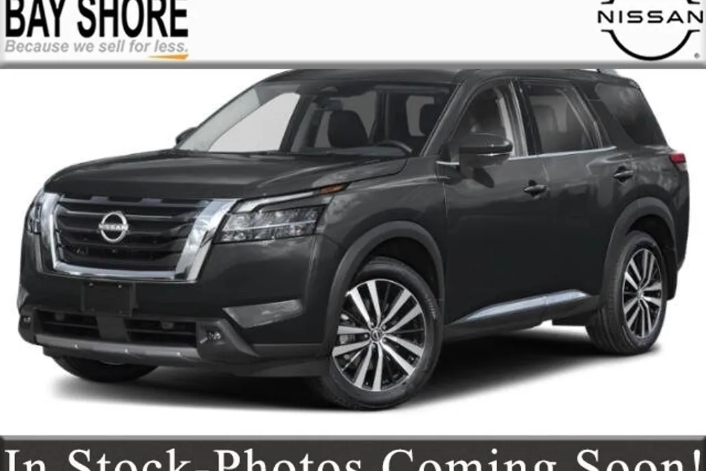 2025 Nissan Pathfinder Platinum photo 1