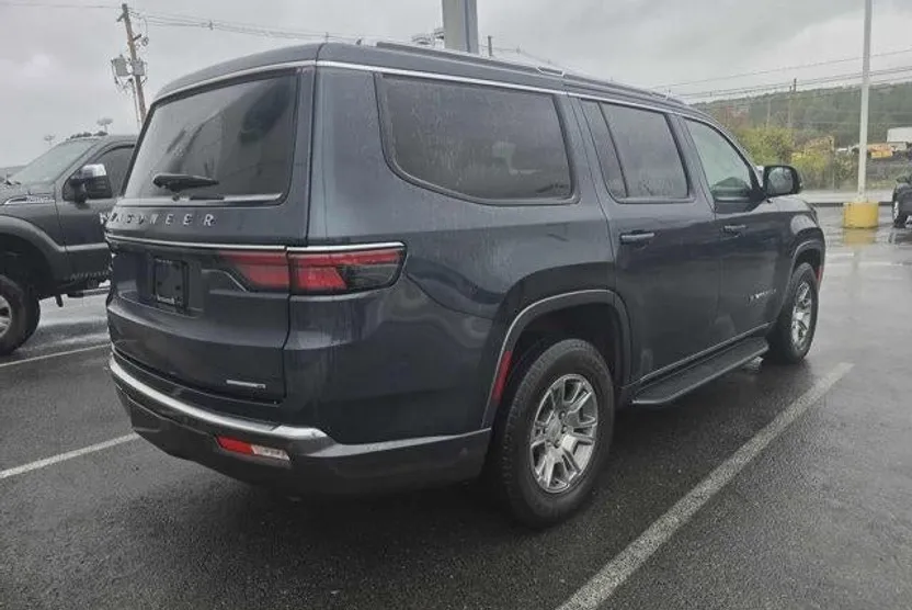 2022 Jeep Wagoneer Series I photo 1