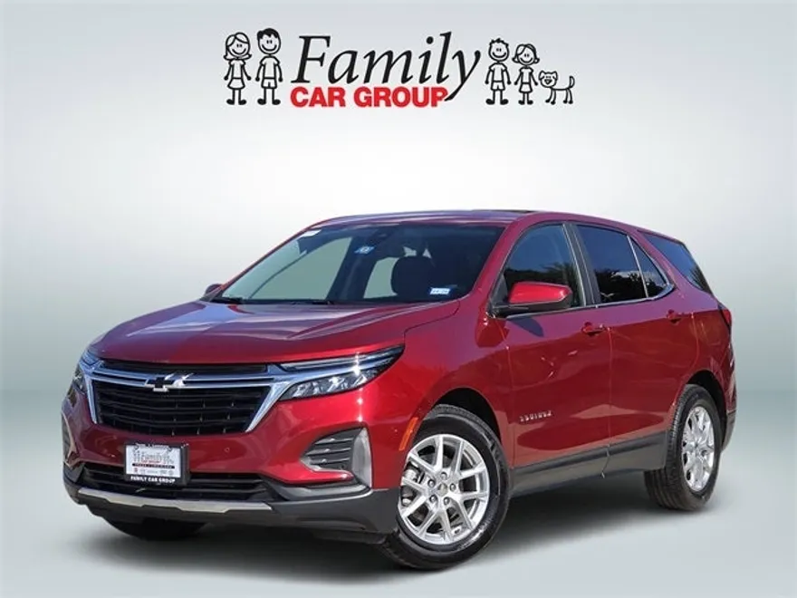 2022 Chevrolet Equinox LT photo 1