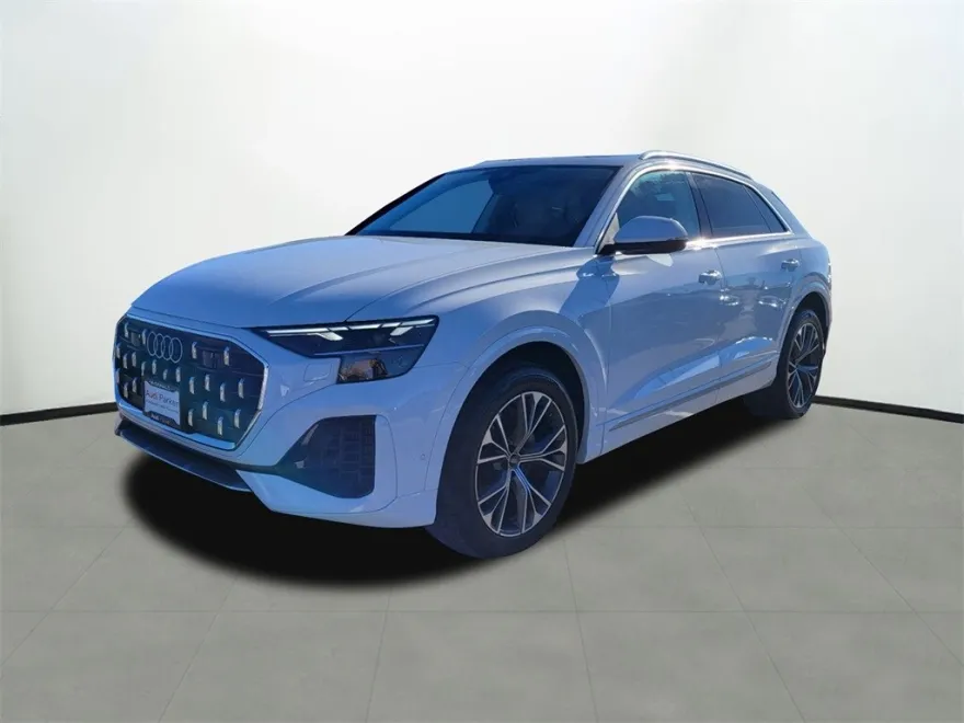 2025 Audi Q8 55 Premium Plus photo 1