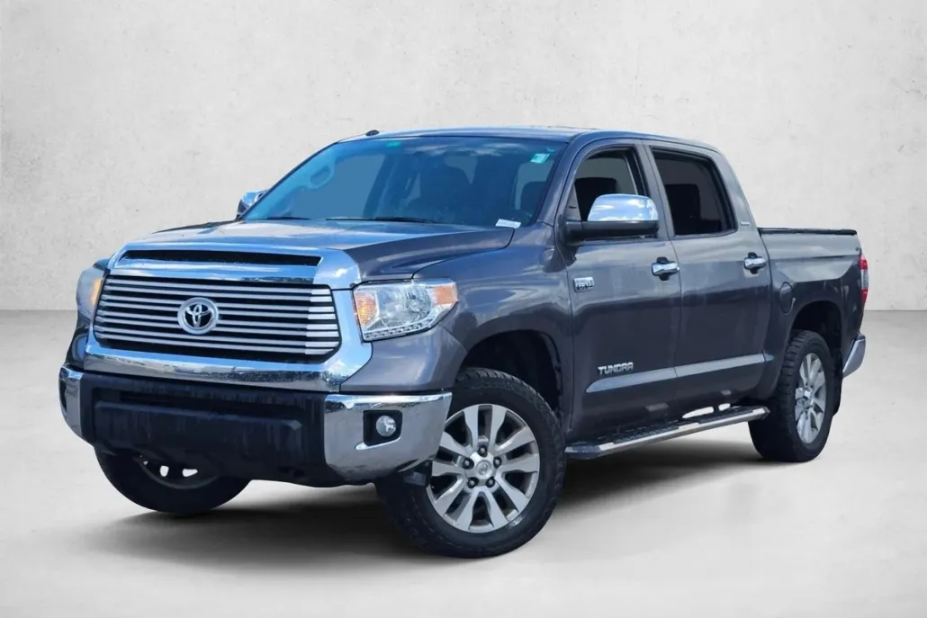 2015 Toyota Tundra CrewMax Limited photo 1
