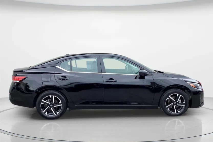 2024 Nissan Sentra SV photo 1
