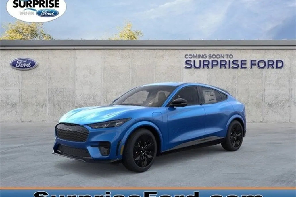 2025 Ford Mustang Mach-E GT photo 1