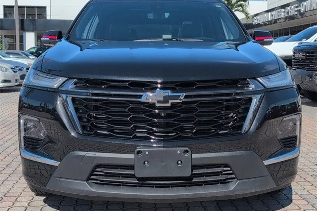 2023 Chevrolet Traverse Premier photo 1