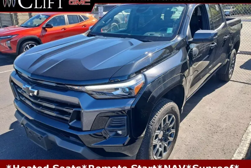 2023 Chevrolet Colorado LT photo 1