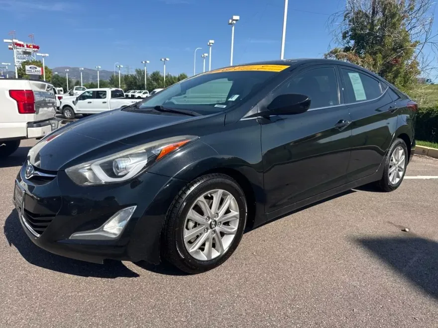 2015 Hyundai Elantra SE photo 1