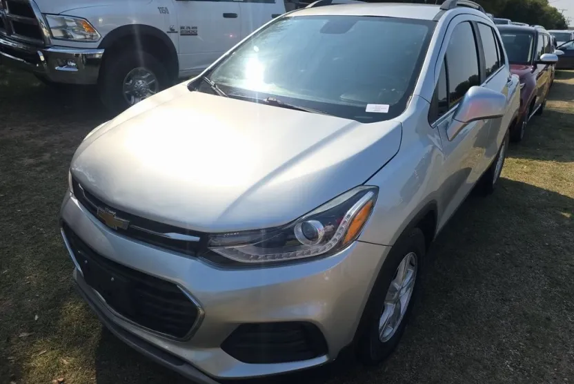 2017 Chevrolet Trax LT photo 1