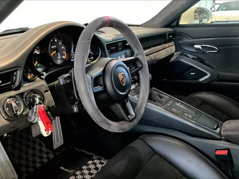 2018 Porsche 911 GT3 Coupe photo 4