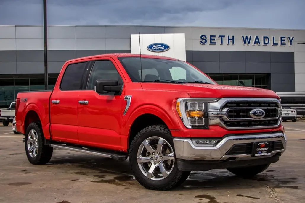 2022 Ford F-150 XLT FX4 photo 1