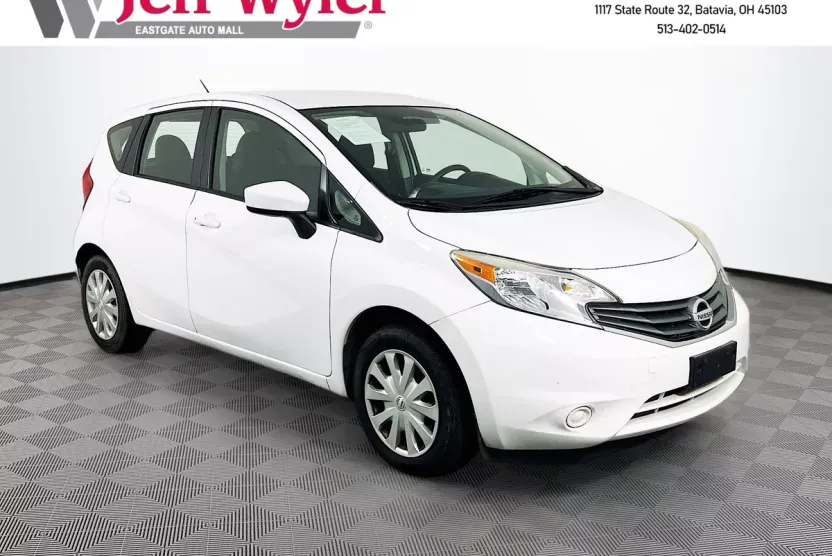 2015 Nissan Versa Note Plus photo 1