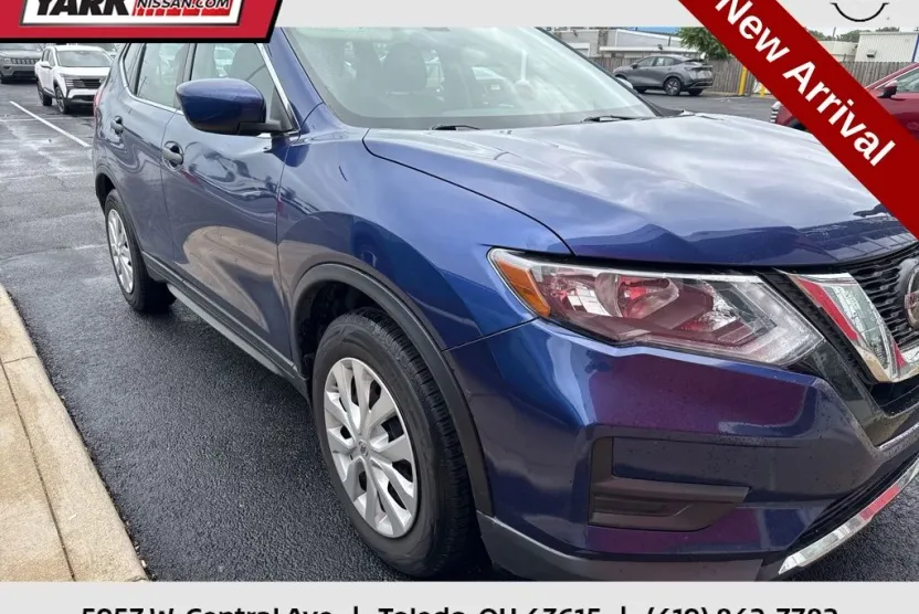 2020 Nissan Rogue S photo 1