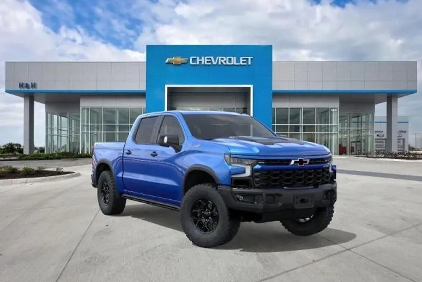 2026 Chevrolet Silverado 1500 ZR2 photo 1